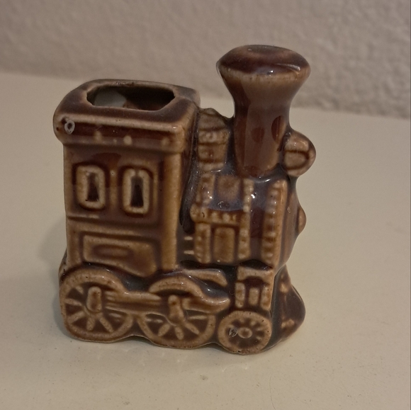 Vintage 1950s Mid-Century Modern Boho Chic Ceramic Train Toothpick Holder - Picture 7 of 7